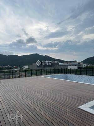 Image 11 - 893182