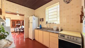 Image 30 - 893201