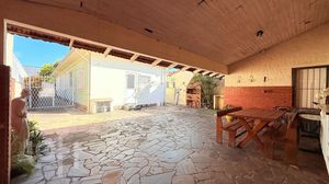 Image 40 - 893201