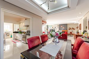 Image 7 - 893209