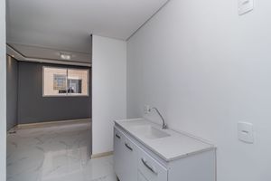 Image 18 - 893236