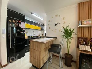 Image 12 - 893280