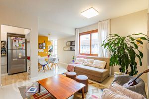 Image 4 - 893286