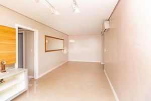Image 4 - 893292
