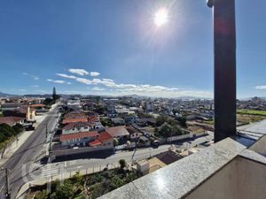 Image 11 - 893293