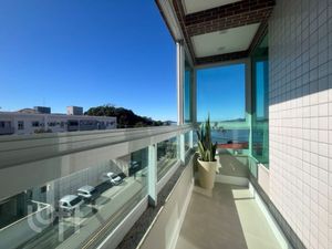 Image 9 - 893298