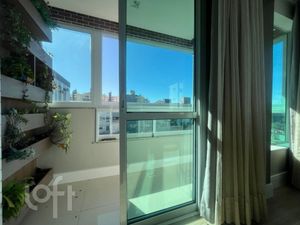 Image 8 - 893298