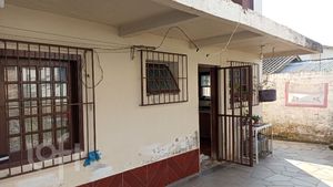 Image 17 - 893312