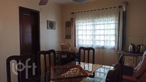 Image 8 - 893312