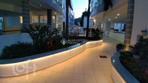 Image 17 - 893315