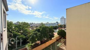 Image 17 - 893316