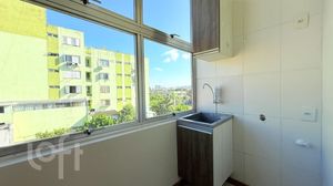 Image 8 - 893316