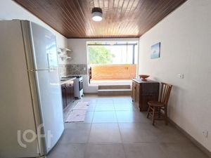 Image 13 - 893318