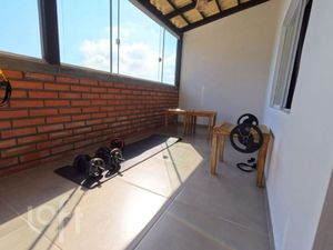 Image 11 - 893318