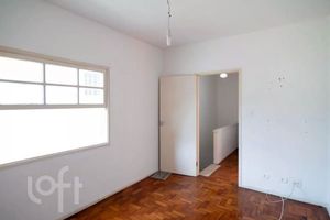 Image 35 - 893323