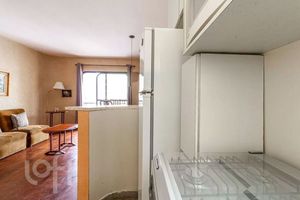 Image 9 - 893333
