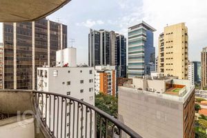 Image 4 - 893333