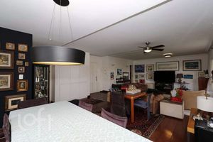 Image 8 - 893335
