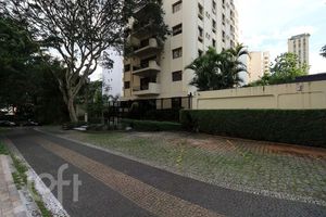 Image 57 - 893335