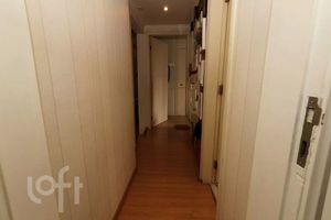 Image 66 - 893335