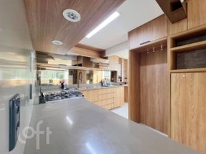 Image 5 - 893341