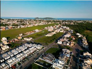 Image 34 - 893352
