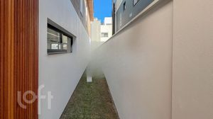 Image 32 - 893352