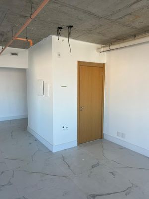 Image 4 - 893363