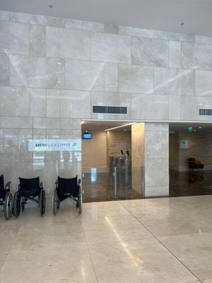 Image 7 - 893363