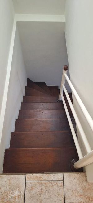 Image 11 - 893365