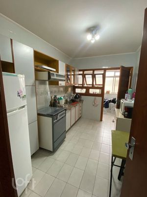 Image 8 - 893385