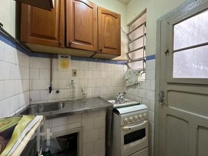 Image 17 - 893390