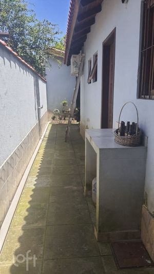 Image 9 - 893394