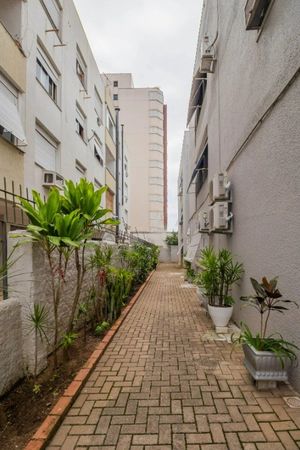 Image 19 - 893396