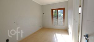 Image 19 - 893400