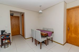 Image 22 - 893409