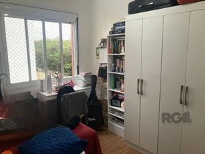 Image 5 - 893439