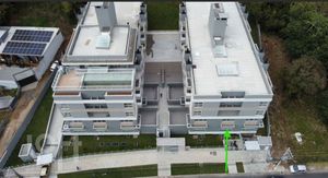 Image 8 - 893469