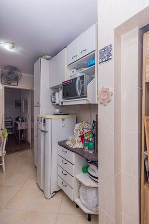 Image 35 - 893495