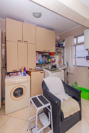 Image 36 - 893495