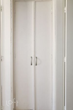 Image 11 - 893549