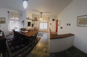 Image 4 - 893578