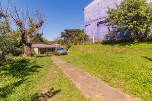 Image 1 - 893580