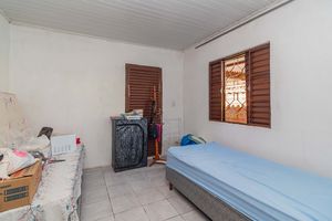Image 9 - 893580