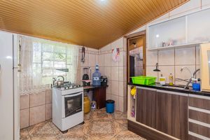 Image 22 - 893580