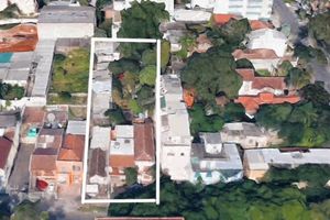 Image 1 - 893586