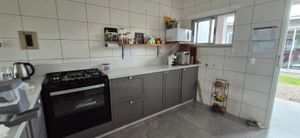 Image 33 - 893593