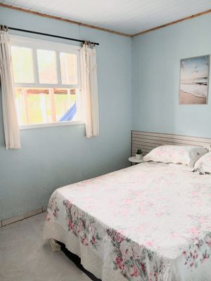 Image 4 - 893604