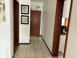 Image 1 - 893606