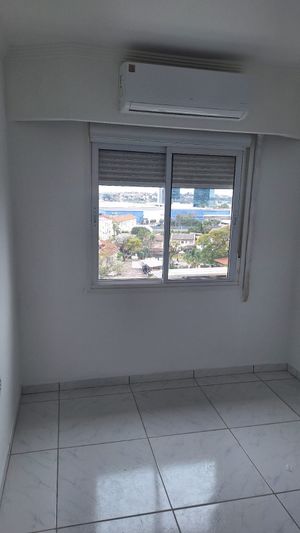 Image 6 - 893614